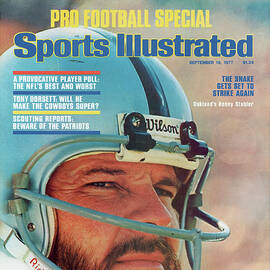 Oakland Raiders Qb Ken Stabler, Super Bowl Xi Sports Illustrated Cover by Sports Illustrated