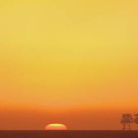 Oil Rig by Eric Lo