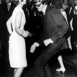 Peter Fonda On The Dancing Floor 1965 by Keystone-france