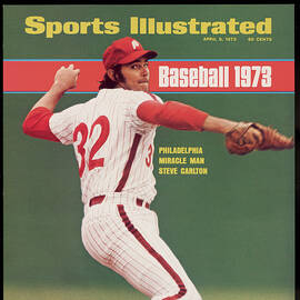 Philadelphia Phillies Steve Carlton... Sports Illustrated Cover by Sports Illustrated