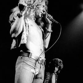 Photo Of Robert Plant And Led Zeppelin by David Redfern