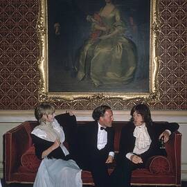 Pop And Society by Slim Aarons