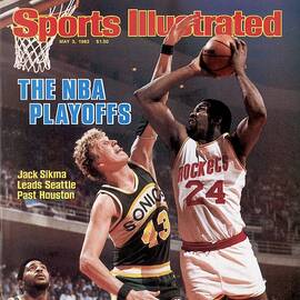 Seattle Supersonics Jack Sikma, 1982 Nba Western Conference Sports Illustrated Cover by Sports Illustrated