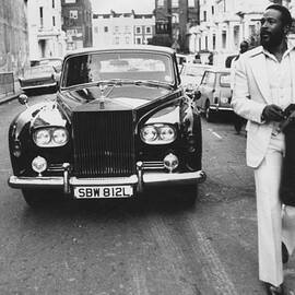 Strolling Soul Singer by John Minihan