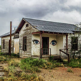 Sue Casa by KC Hulsman