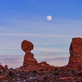 Super Moonrise at Balanced Rock by Dan Norris
