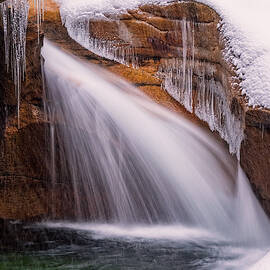 The Basin, Close Up In A Winter Storm by Jeff Sinon