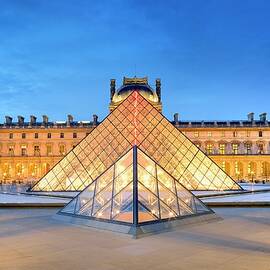 The Louvre Museum In Paris by Francesco Carovillano