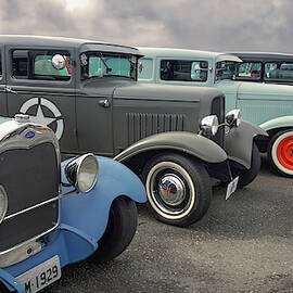 Those cars by Franchi Torres