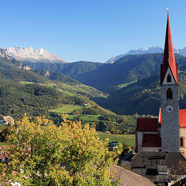 Unterinn, South Tyrol, Italy by Bernd Rommelt