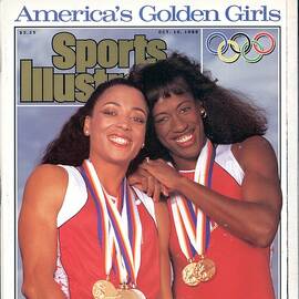 Usa Florence Griffith-joyner And Jackie Joyner-kersee, 1988 Sports Illustrated Cover by Sports Illustrated