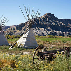 Wigwams In The Desert by Gary Yeowell