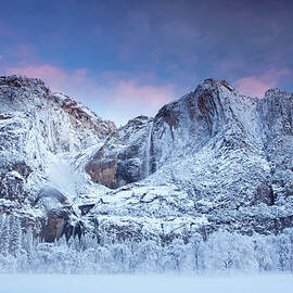 Yosemite Falls by Jesse Estes