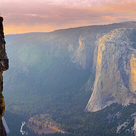 Yosemite National Park, El Capitan by Michele Falzone