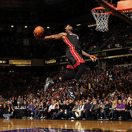 Lebron James by Ezra Shaw