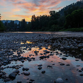 Sunrise over Wenatchee River in Leavenworth Washington State by Steven Heap