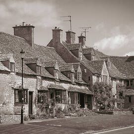 Broadway cottages by Seeables Visual Arts