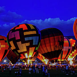 Balloon Fiesta Albuquerque New Mexico by Tommy Farnsworth