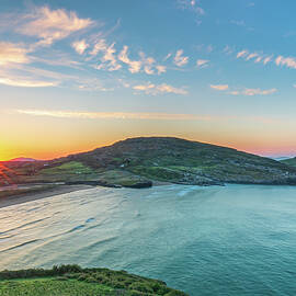 Barley Cove Sunrise, Wild Atlantic Way, Co Cork by Adrian Hendroff