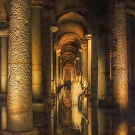 Basilica Cistern Underground Reservoir by Rebecca Herranen