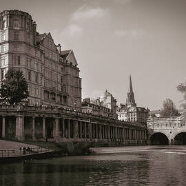 Bath. Pulteney Bridge on the River Avon by Seeables Visual Arts