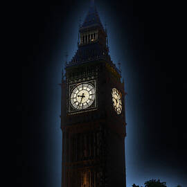 Big Ben Aura by Richard Reeve