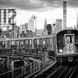 Black Manhattan Series - Line 7 by Philippe HUGONNARD