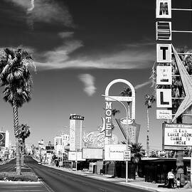 Black Nevada Series - Vintage Las Vegas by Philippe HUGONNARD
