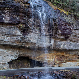 Bridal Veil Falls 3 by Cindy Robinson