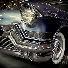 Cadillac 1957 by Franchi Torres