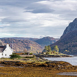 Coastal Cottages at Plockton by Shirley Mitchell