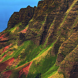 Colored Canyon 2 - Na Pali Coast - Kauai, Hawaii by Abbie Matthews