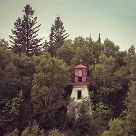Copper Point Lighthouse 2 by Steve L'Italien