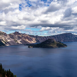 Crater Lake Oregon by Ed Clark