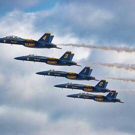 Diamond Pass 2 by American Landscapes