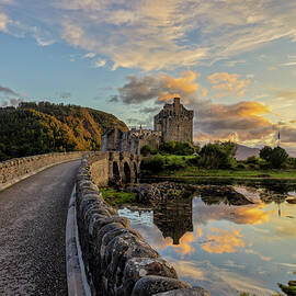 Eilean Donan Castle at Sunset by Kevin Schwalbe