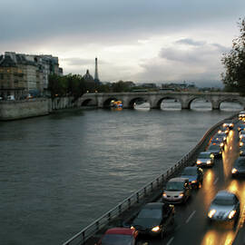 Evening on Pont au Change  by Joe Schofield