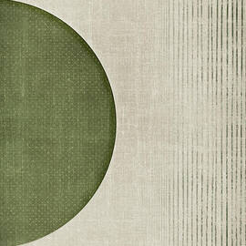 Evergreen Circle No2 by Ema Paraschiv