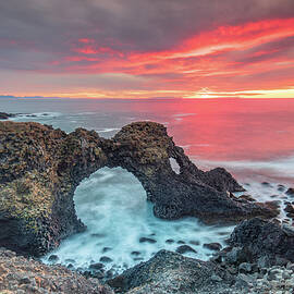 Gatklettur Sunrise, Arnarstapi, Iceland by Adrian Hendroff