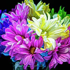 Gleaming Daisy by Bill and Linda Tiepelman