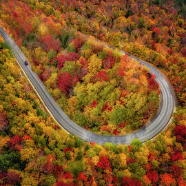 Hairpin Road Fall Foliage NH by Susan Candelario