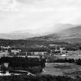 Hartley Valley, Blue Mountains, NSW, Australia by Steven Ralser