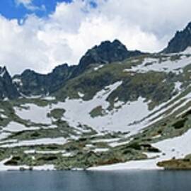 High Tatras by Robert Grac