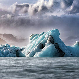Iceberg Sunset by DEE POTTER