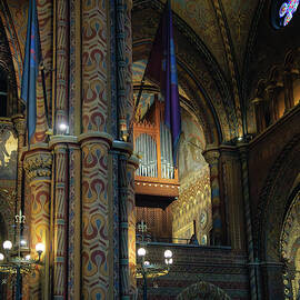 Interior Saint Stephen Basilica, Budapest by Robert Niemeier