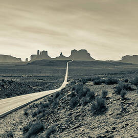 January 2022 Monument Valley by Alain Zarinelli