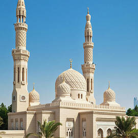 Jumeirah Mosque, Dubai, United Arab Emirates by Neale And Judith Clark