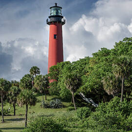 Jupiter Inlet Lighthouse by Laura Fasulo