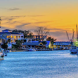 Life on the Creek by Maryanne Keeling