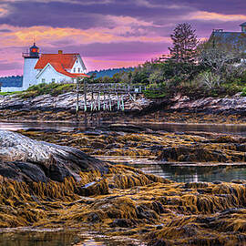 Lighthouse at Sunset by Richard DeYoung